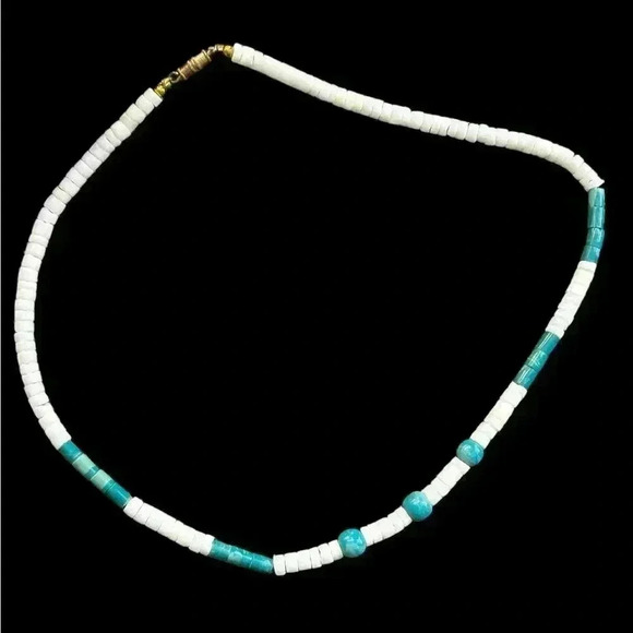 Pukka shell unisex choker necklace with blue beads - Picture 1 of 1